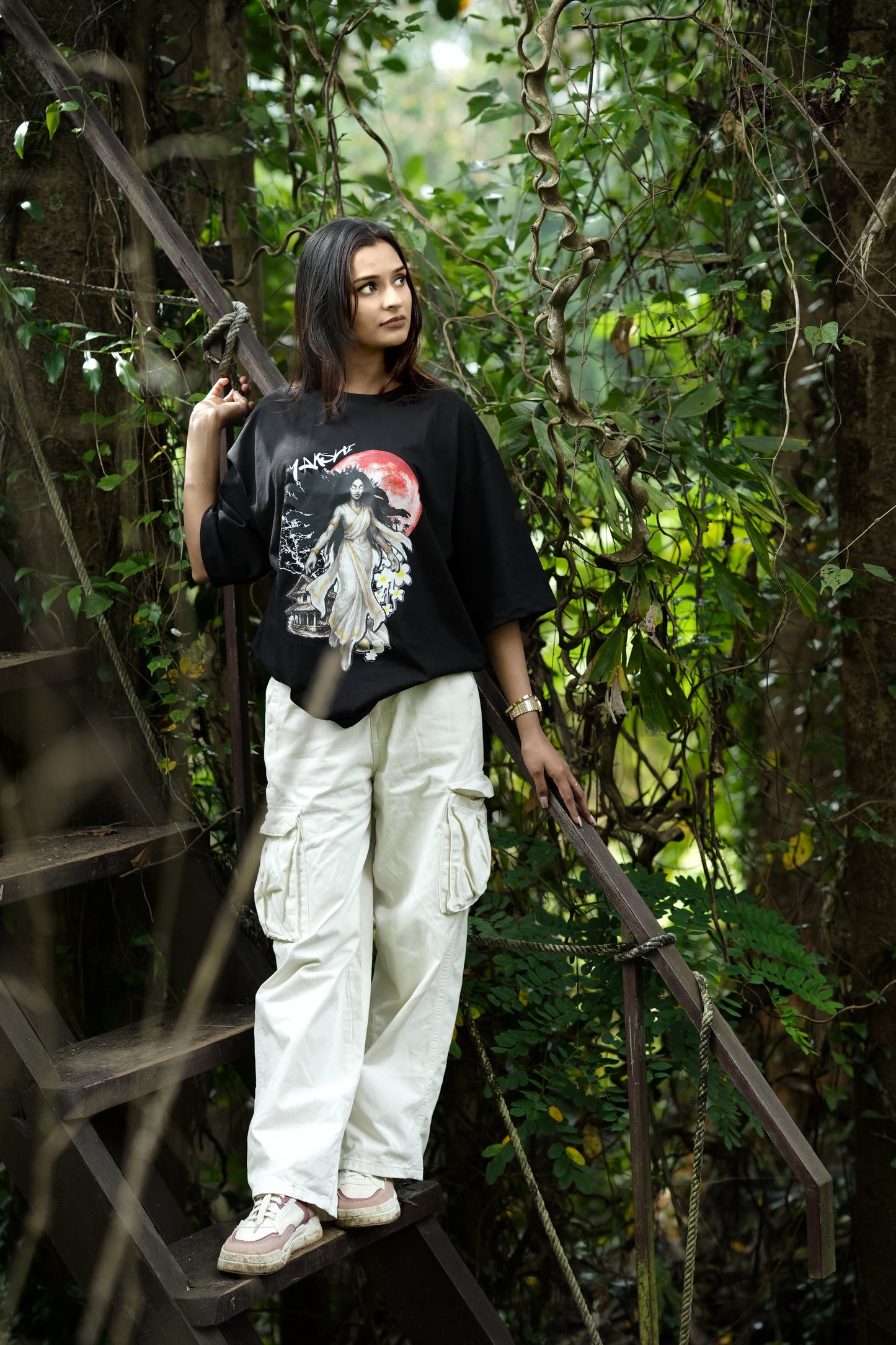Yakshi Gothic Streetwear Black Oversized Unisex Tshirt