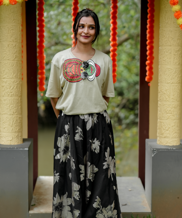Kathakali Drip Beige Unisex T-Shirt